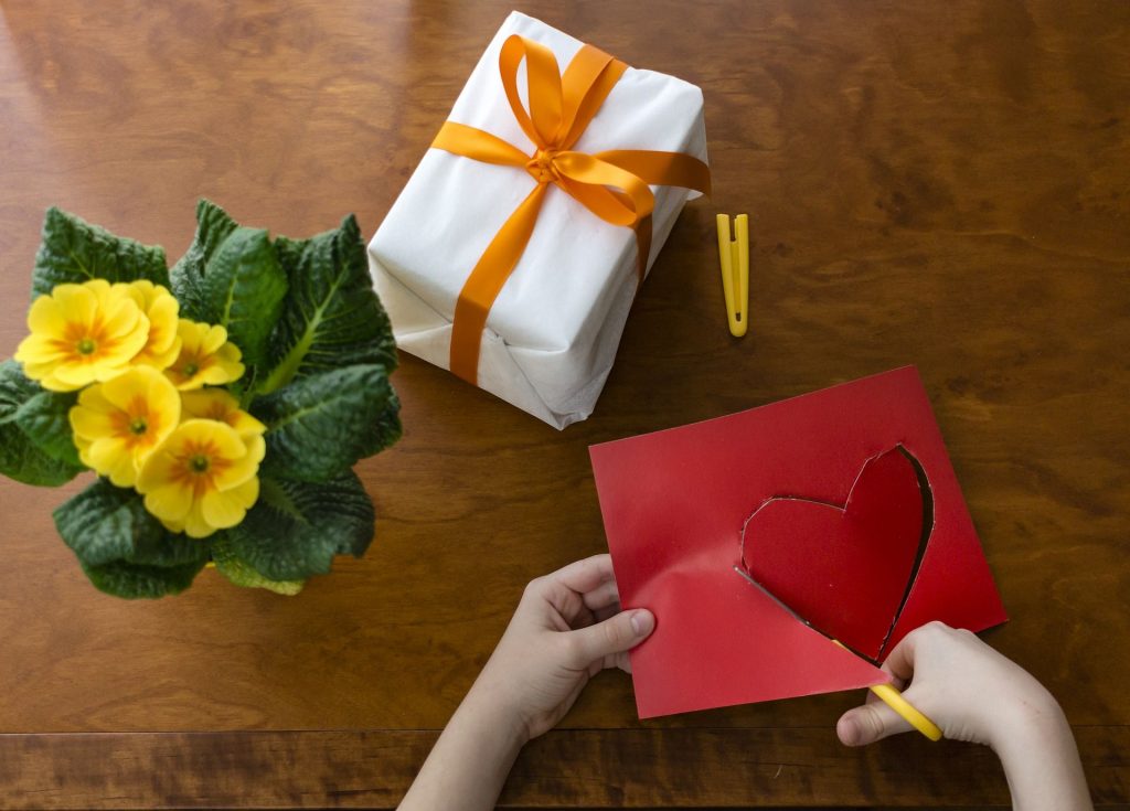 Making gifts as one of the five love languages of children