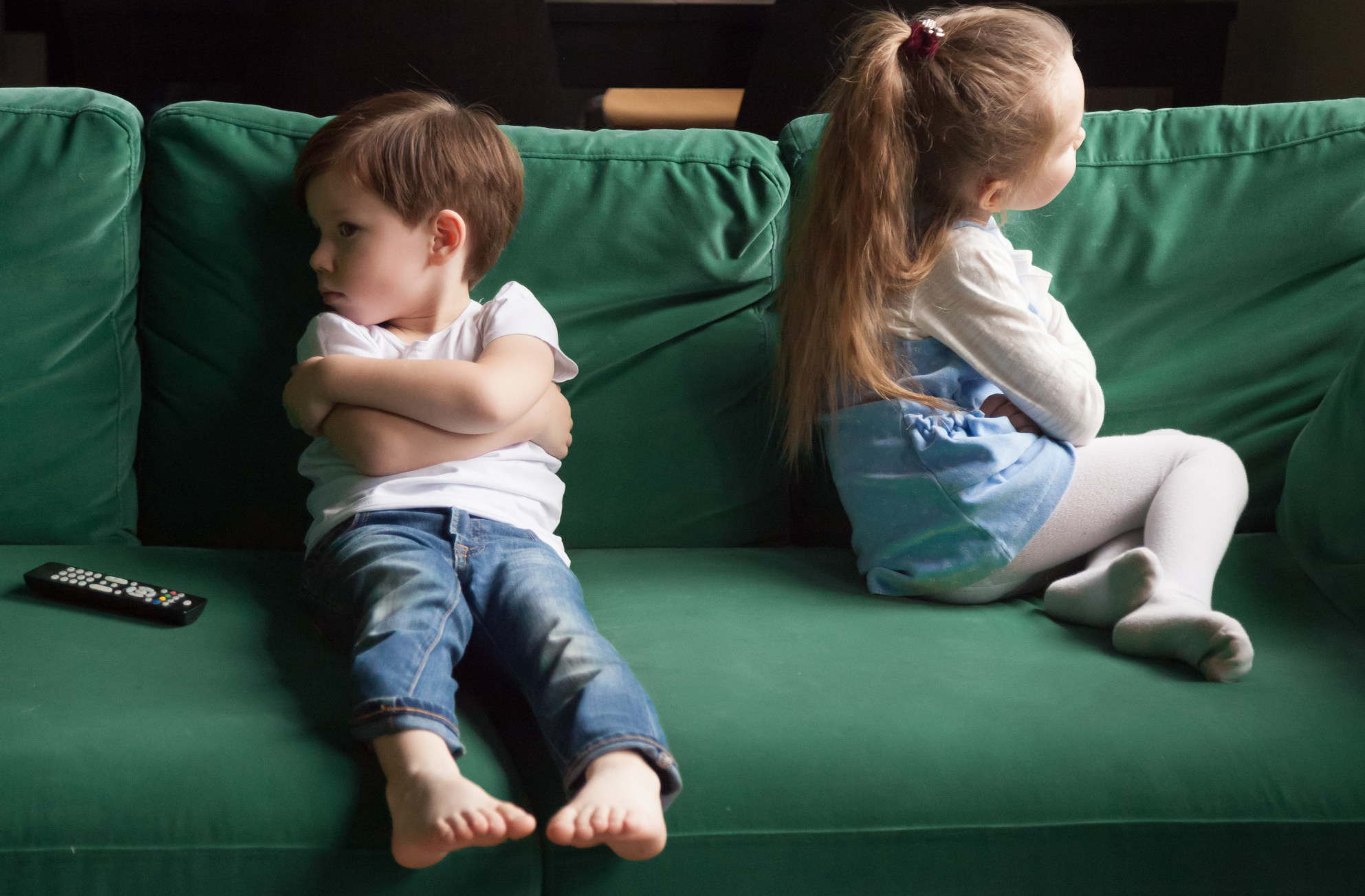 3 common mistakes that parents make when navigating sibling conflicts (Free guide on sibling rivalry for download!)
